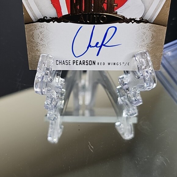 2022-23 Rookie Chase Pearson Rookie Auto 34/36 #127 - Picture 3 of 9